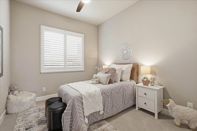 6153 Shimmer Falls Dr, Roseville, CA 95747