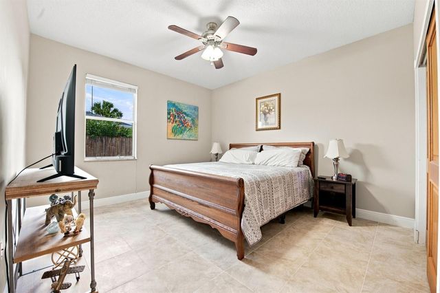 779 SW HILLSBORO Circle, Port St. Lucie, FL 34953