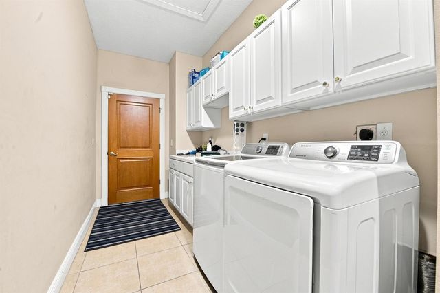 779 SW HILLSBORO Circle, Port St. Lucie, FL 34953