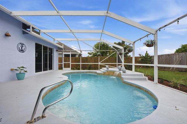 779 SW HILLSBORO Circle, Port St. Lucie, FL 34953
