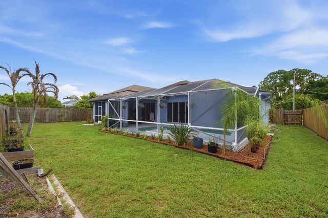 779 SW HILLSBORO Circle, Port St. Lucie, FL 34953