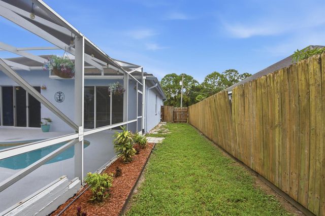 779 SW HILLSBORO Circle, Port St. Lucie, FL 34953
