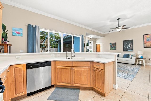 779 SW HILLSBORO Circle, Port St. Lucie, FL 34953