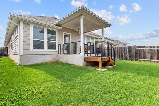 232 Gaida LOOP, Georgetown, TX 78628
