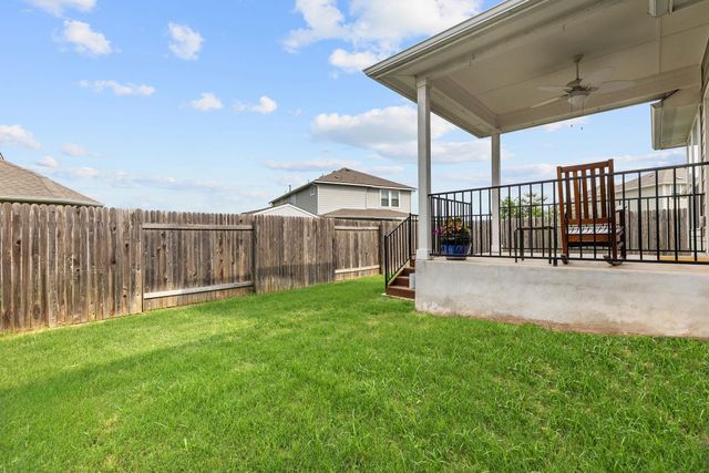 232 Gaida LOOP, Georgetown, TX 78628