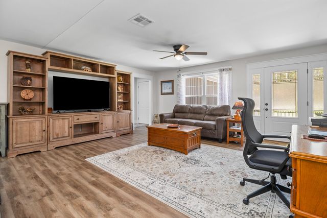 6129 Somerset Road, London, KY 40741
