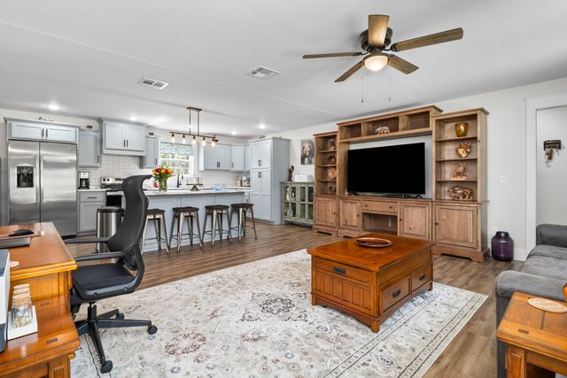 6129 Somerset Road, London, KY 40741