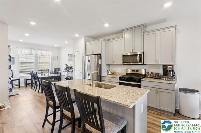 7626 Clayton Avenue, Upper Saucon Twp, PA 18036