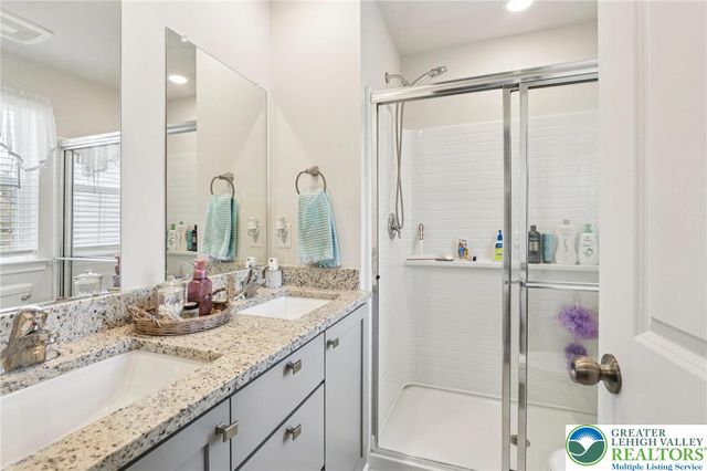 7626 Clayton Avenue, Upper Saucon Twp, PA 18036