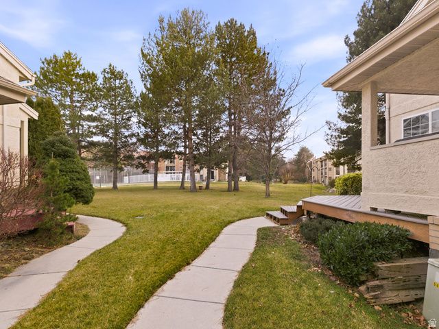 588 E BRIARSPRINGS CIR, Midvale, UT 84047