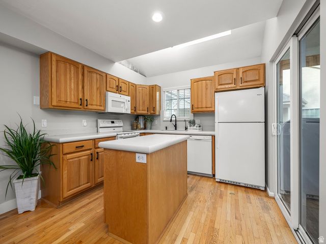 588 E BRIARSPRINGS CIR, Midvale, UT 84047