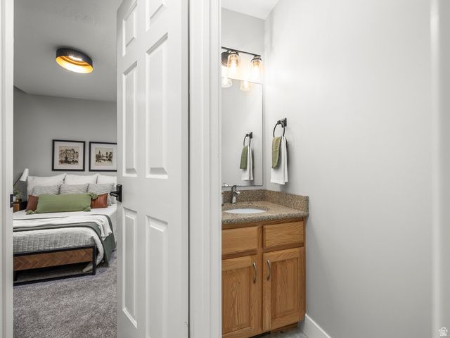 588 E BRIARSPRINGS CIR, Midvale, UT 84047