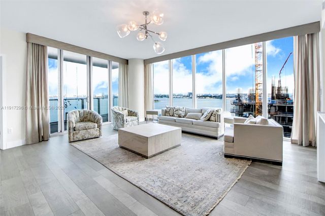 2900 NE 7th Ave 1807, Miami, FL 33137