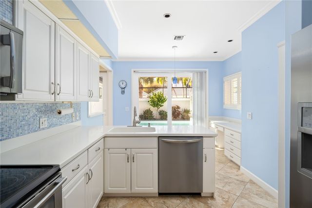 1911 Mooringline Drive D, Vero Beach, FL 32963