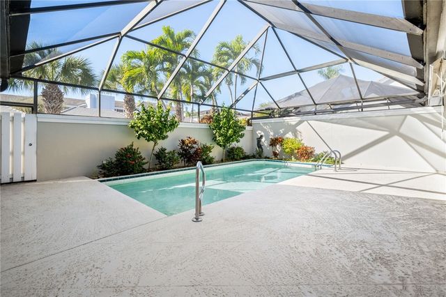 1911 Mooringline Drive D, Vero Beach, FL 32963