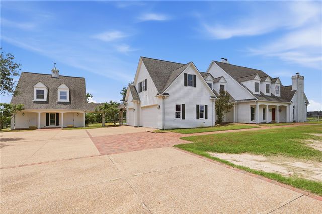 13350 Hopes Creek Road, College Station, TX 77845