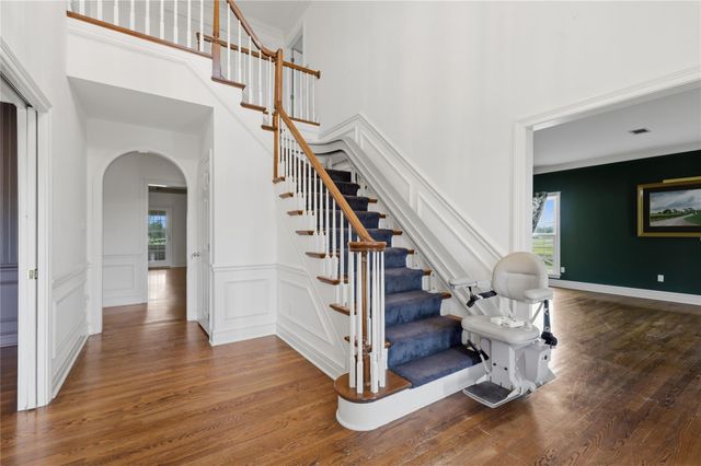 13350 Hopes Creek Road, College Station, TX 77845