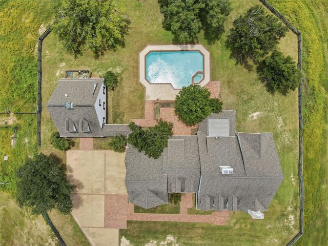 13350 Hopes Creek Road, College Station, TX 77845