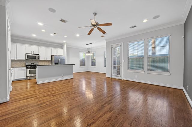 1105 Wagner Street, Houston, TX 77007