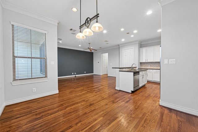 1105 Wagner Street, Houston, TX 77007