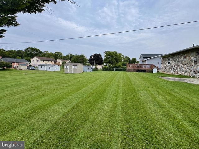 226 ELWYN AVE, Sinking Spring, PA 19608
