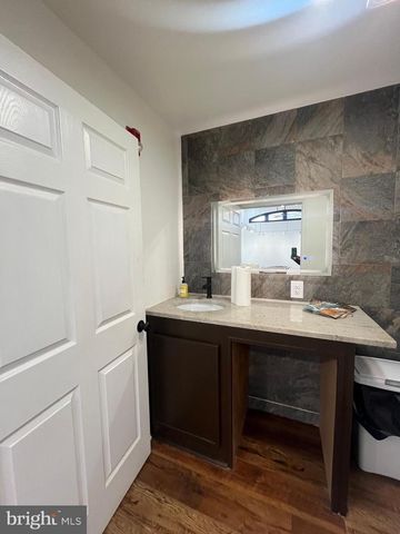 4954 OLD YORK RD, Philadelphia, PA 19141