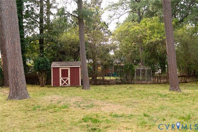 14 Beauregard Ave, Highland Springs, VA 23075
