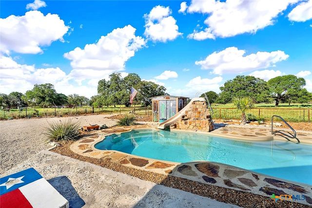 10470 Fm 539, Sutherland Springs, TX 78161