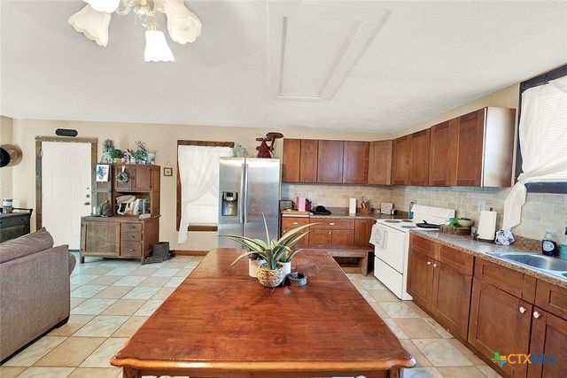 10470 Fm 539, Sutherland Springs, TX 78161