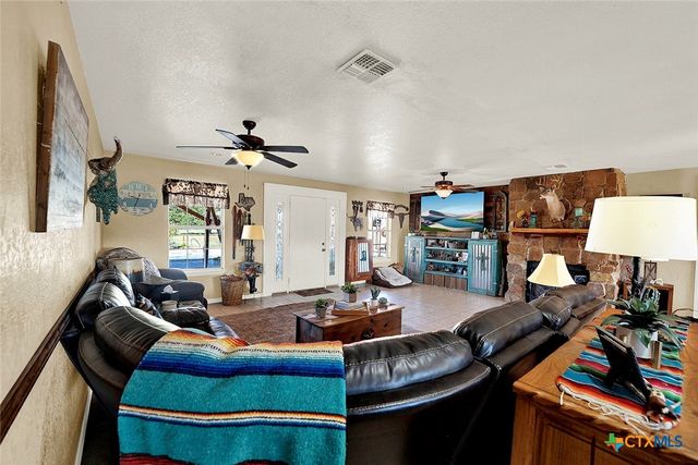 10470 Fm 539, Sutherland Springs, TX 78161