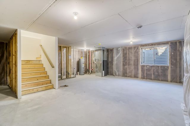 6865 32nd Street S, Fargo, ND 58104