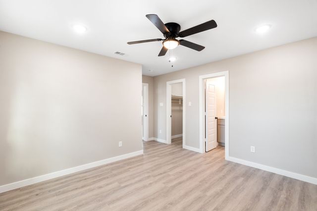 211 Garlock Street, Wilmer, TX 75172