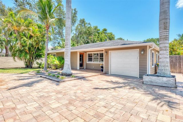 1894 LOMA LINDA STREET, Sarasota, FL 34239