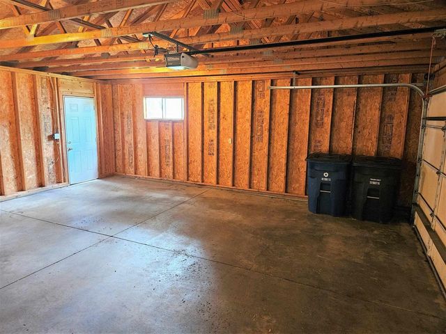 336 WINTERGREEN DRIVE, Omro, WI 54963