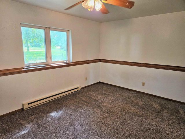 336 WINTERGREEN DRIVE, Omro, WI 54963