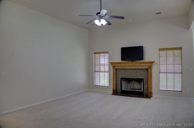 9277 E 119th Place S, Bixby, OK 74008