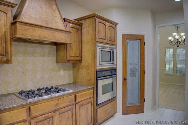 9277 E 119th Place S, Bixby, OK 74008