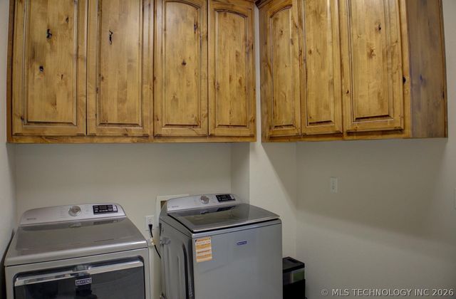 9277 E 119th Place S, Bixby, OK 74008