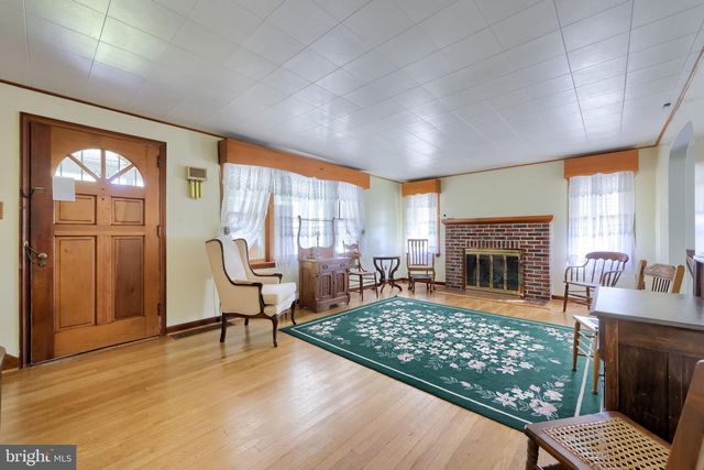 7 PINE ST, Dillsburg, PA 17019