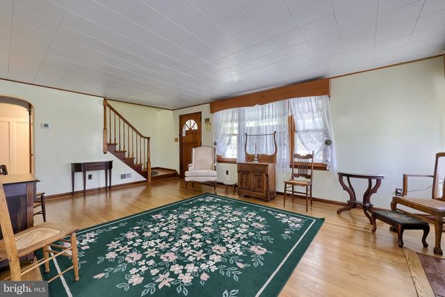 7 PINE ST, Dillsburg, PA 17019