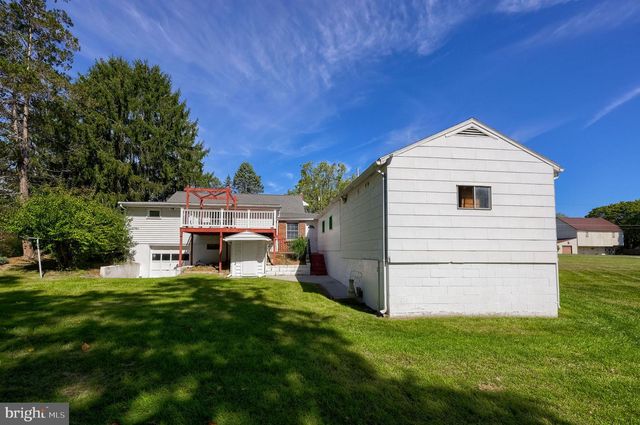 7 PINE ST, Dillsburg, PA 17019