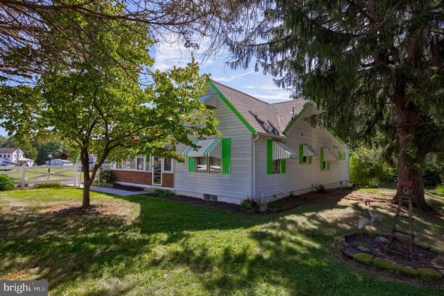7 PINE ST, Dillsburg, PA 17019
