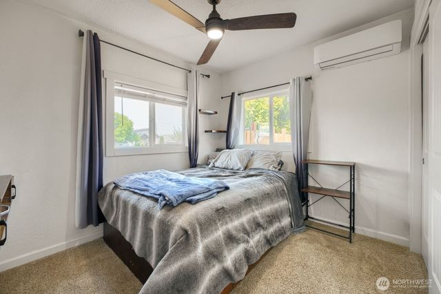 7047 S Warner Street, Tacoma, WA 98409