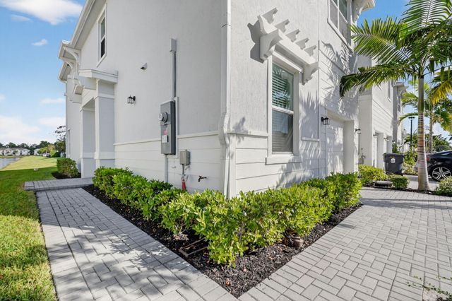 4645 Meyerson Place, Lake Worth, FL 33463