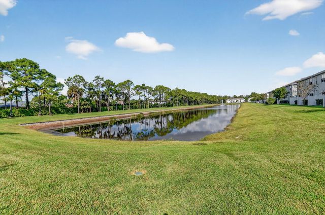 4645 Meyerson Place, Lake Worth, FL 33463