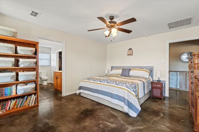 11975 Massey Road, Pilot Point, TX 76258