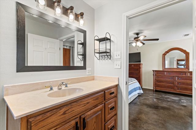 11975 Massey Road, Pilot Point, TX 76258