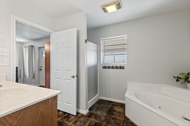 11975 Massey Road, Pilot Point, TX 76258