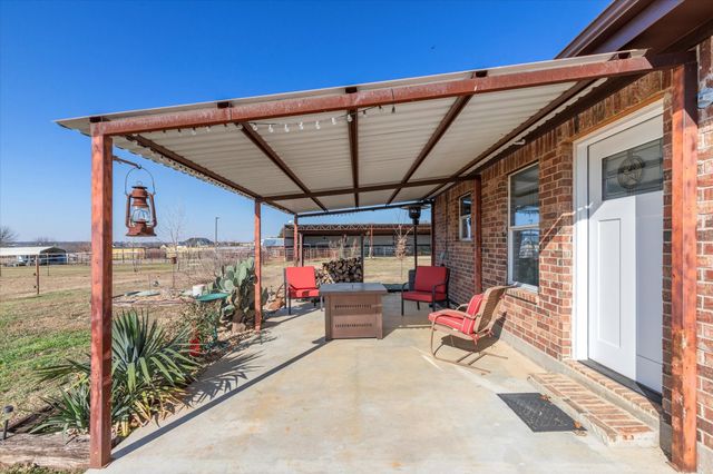 11975 Massey Road, Pilot Point, TX 76258