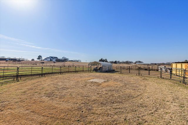 11975 Massey Road, Pilot Point, TX 76258